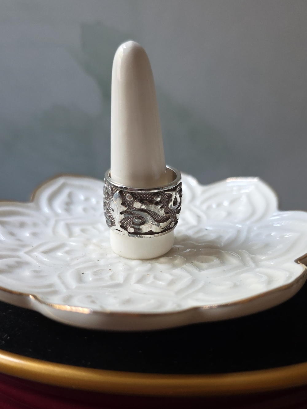 Brighton .925 Heavy Wide Floral Scroll Ring